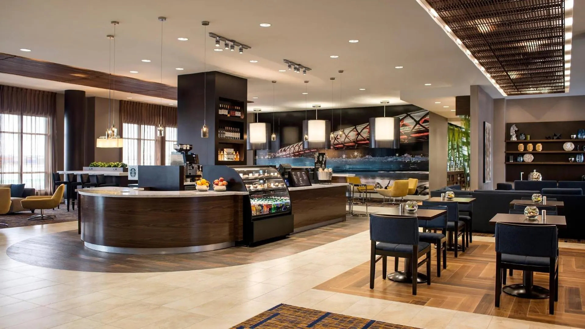 Courtyard By Marriott Calgary South Hotel