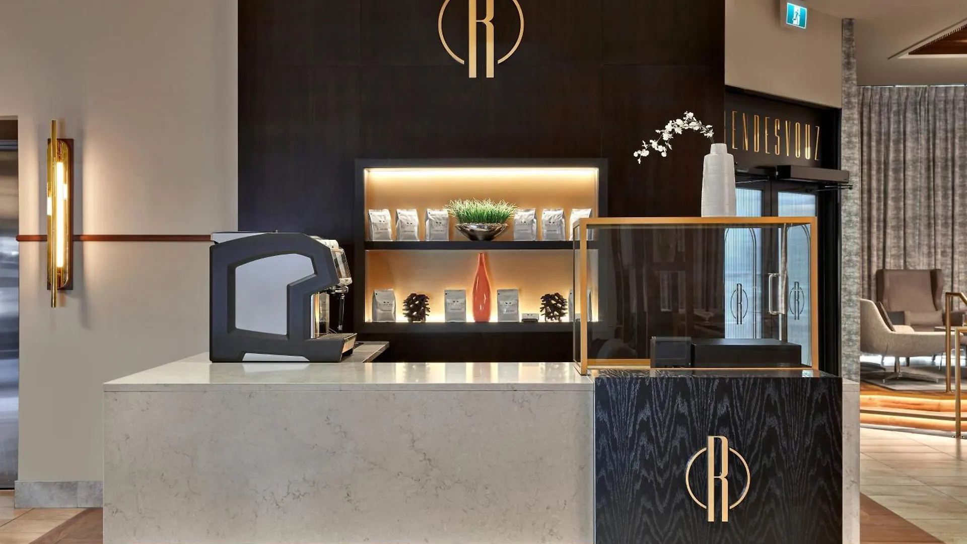 ***  Courtyard By Marriott Calgary South Hotel Canada