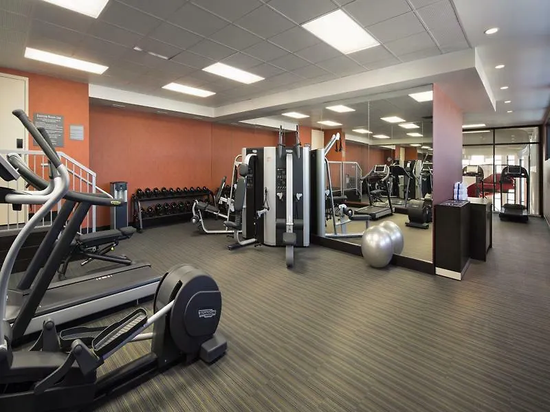 Courtyard By Marriott Calgary South Hotell